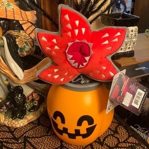 Stranger Things Animated Plush Demogorgan NEW